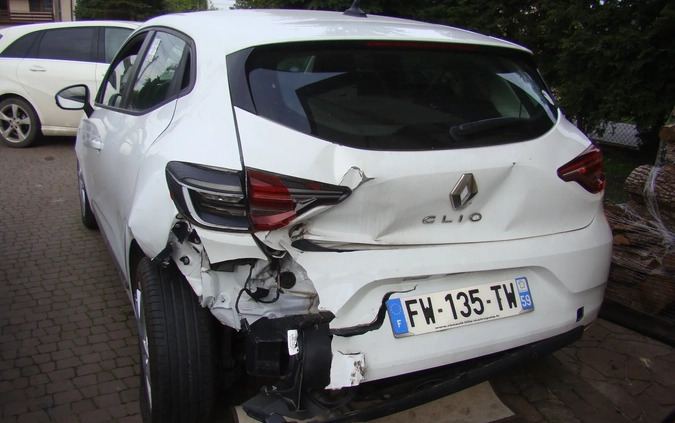 Renault Clio cena 33000 przebieg: 14000, rok produkcji 2021 z Wołomin małe 46